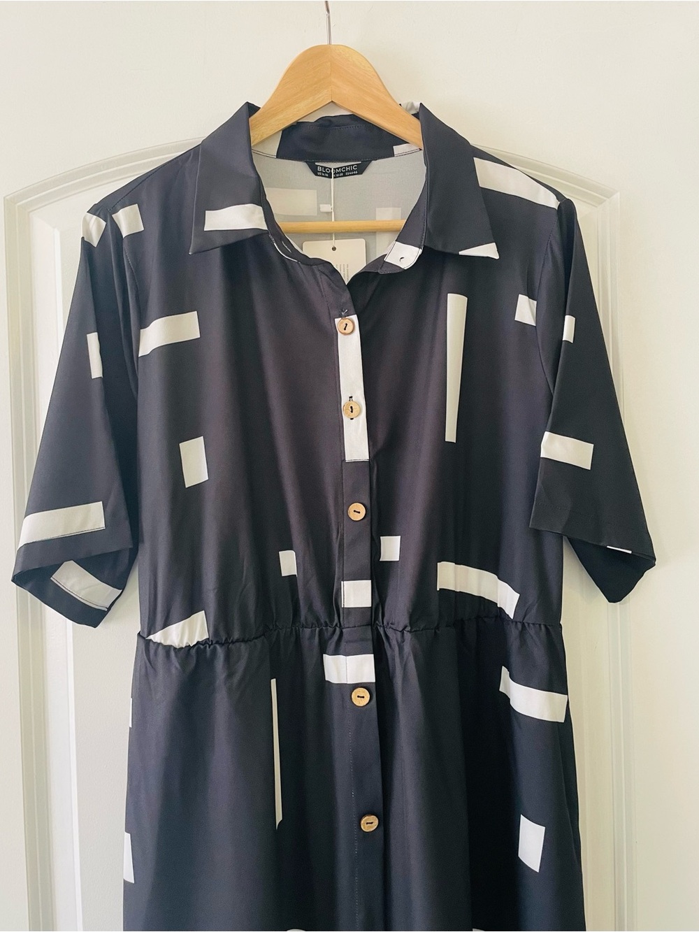 BloomChic Black & White Geometric Button-Front Shirt Dress Size 14-16/1X NWT